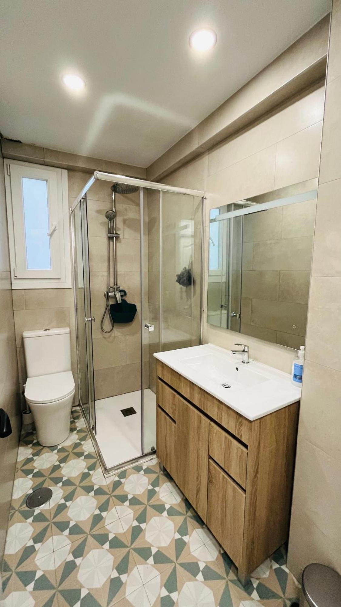 Apartamento Bueno, bonito y barato Málaga Exterior foto